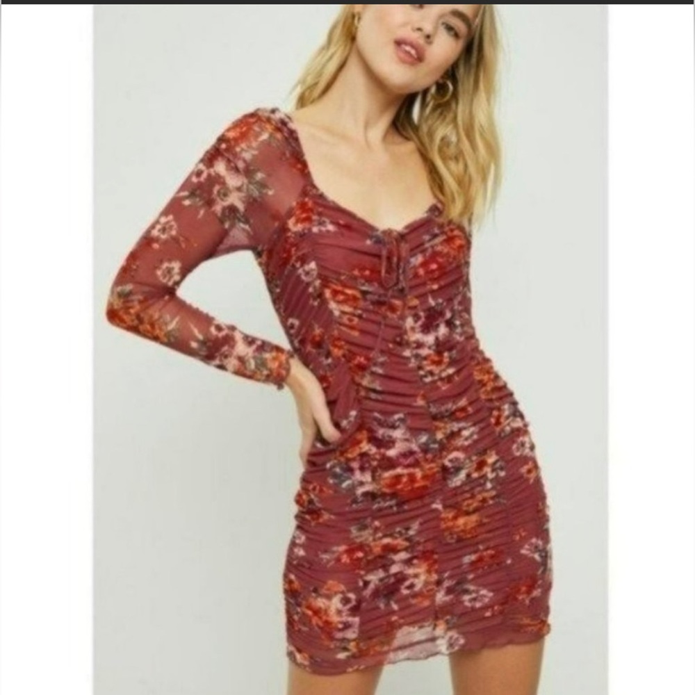 NWT 4SI3NNA Harper Floral Ruche Mini Dress